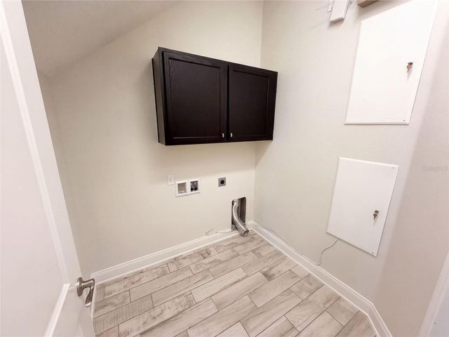 7797 LAUREATE BOULEVARD, Orlando, FL 32827
