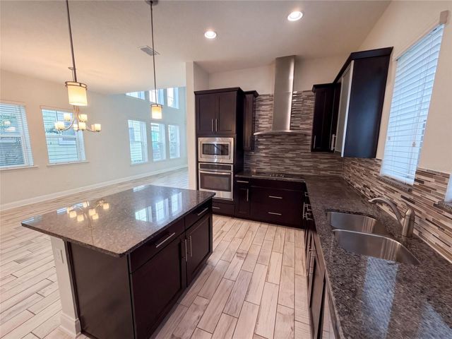 7797 LAUREATE BOULEVARD, Orlando, FL 32827