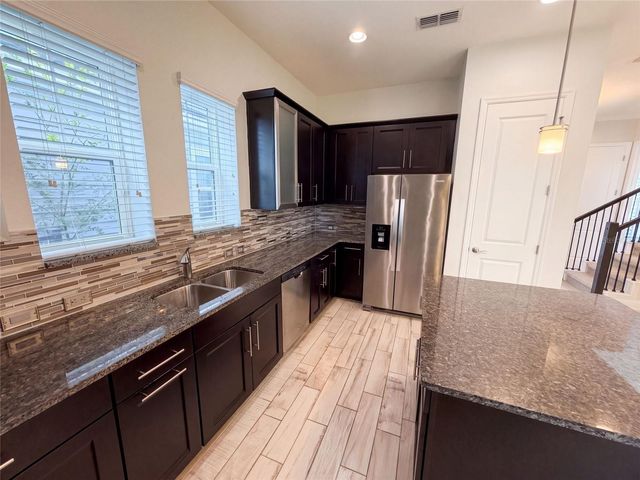 7797 LAUREATE BOULEVARD, Orlando, FL 32827