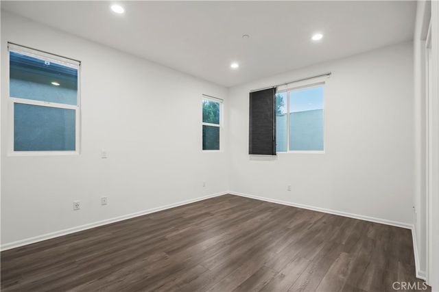 7619 N Patriot Way, Van Nuys, CA 91405