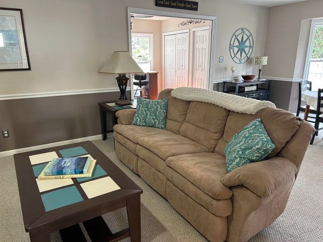 1575 Victoria Ln., Myrtle Beach, SC 29577