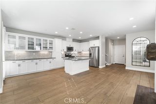 28661 Jardineras, Valencia (santa Clarita), CA 91354