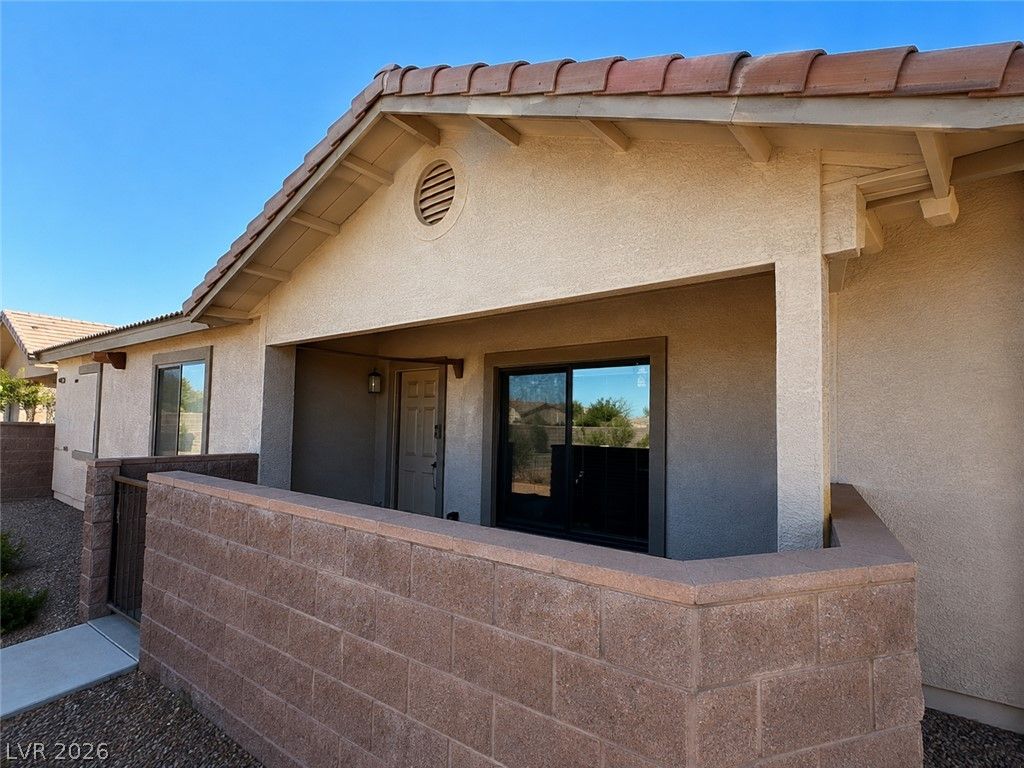 2050 North Los Feliz Street 102, Las Vegas, NV 89156