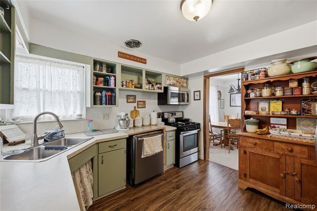 1289 Mulberry Street, Mount Clemens, MI 48043