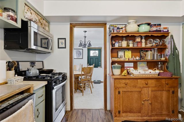 1289 Mulberry Street, Mount Clemens, MI 48043