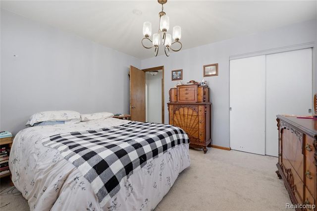 1289 Mulberry Street, Mount Clemens, MI 48043