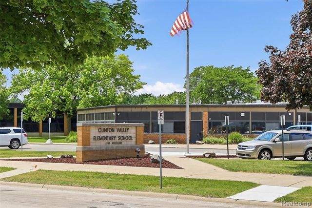 1289 Mulberry Street, Mount Clemens, MI 48043
