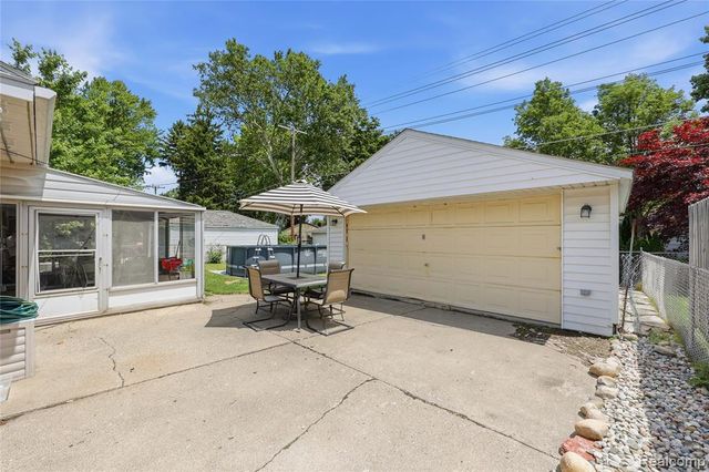1289 Mulberry Street, Mount Clemens, MI 48043