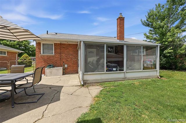 1289 Mulberry Street, Mount Clemens, MI 48043