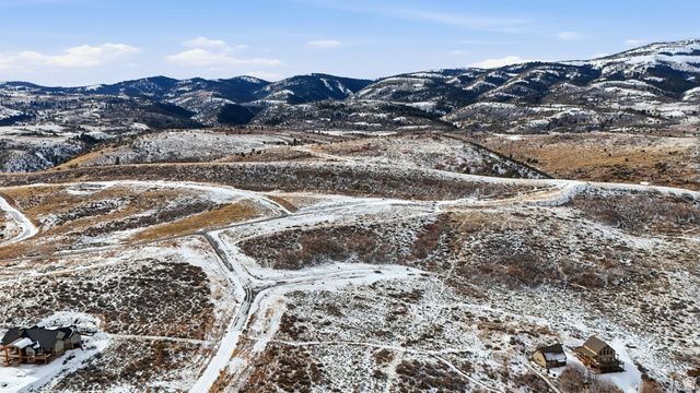 574 N CRESTVIEW DR, Garden City, UT 84028