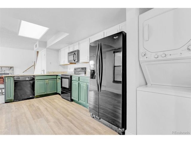 992 S Dearborn Way 12, Aurora, CO 80012