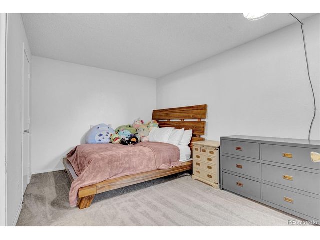 992 S Dearborn Way 12, Aurora, CO 80012