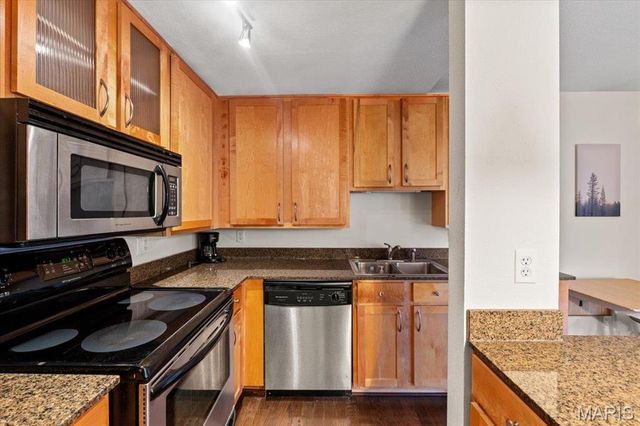 5330 Pershing Avenue 205, St Louis, MO 63112