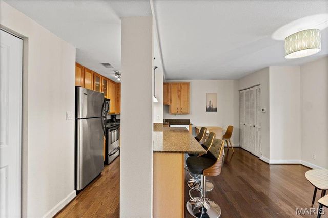 5330 Pershing Avenue 205, St Louis, MO 63112