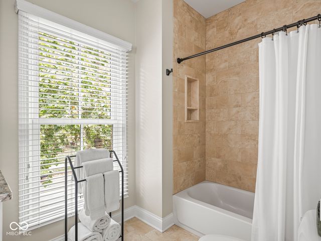 1548 Broadway Street, Indianapolis, IN 46202