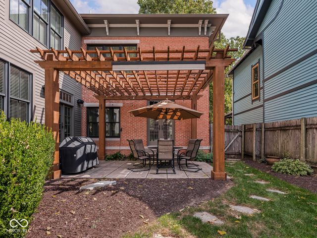 1548 Broadway Street, Indianapolis, IN 46202