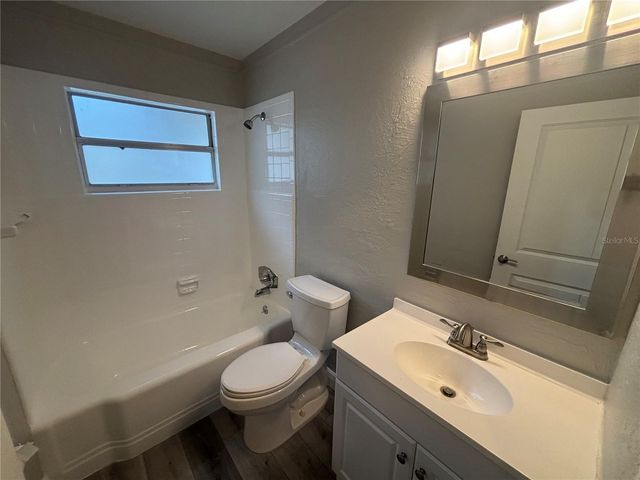 237 NE 11TH AVENUE, Ocala, FL 34470