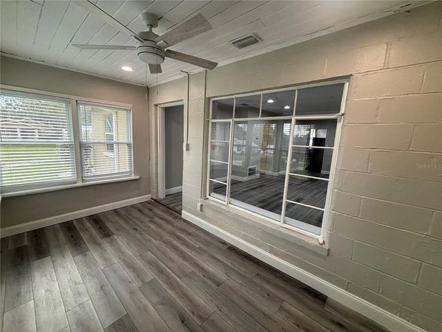 237 NE 11TH AVENUE, Ocala, FL 34470