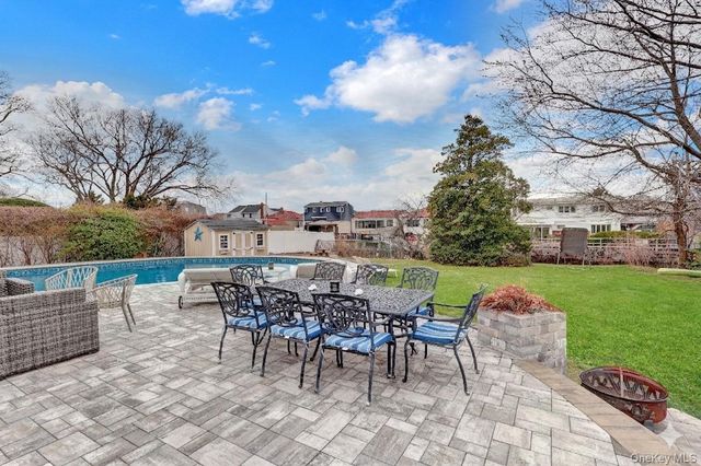 197 Blackheath Road, Lido Beach, NY 11561