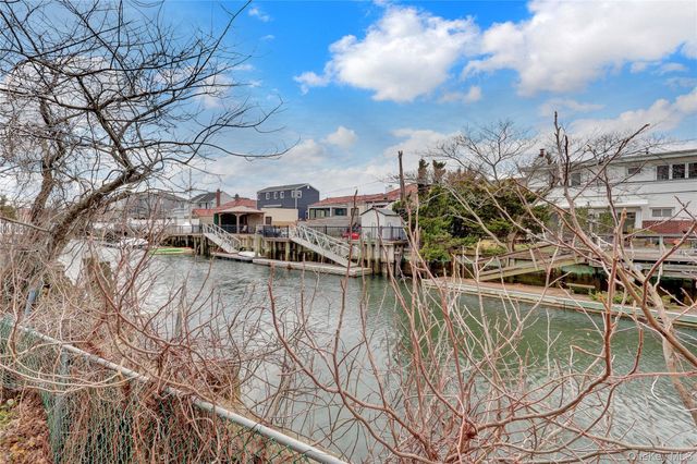 197 Blackheath Road, Lido Beach, NY 11561