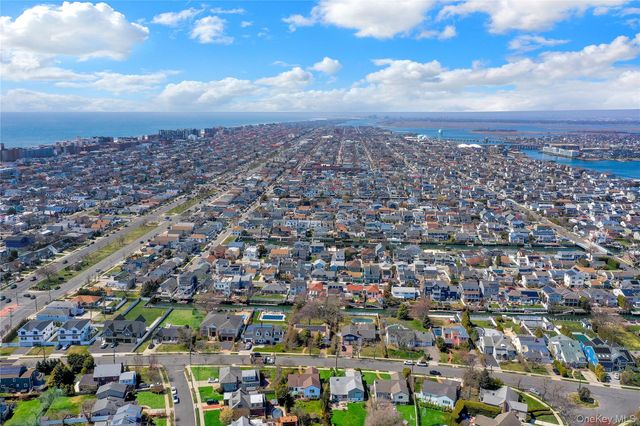 197 Blackheath Road, Lido Beach, NY 11561