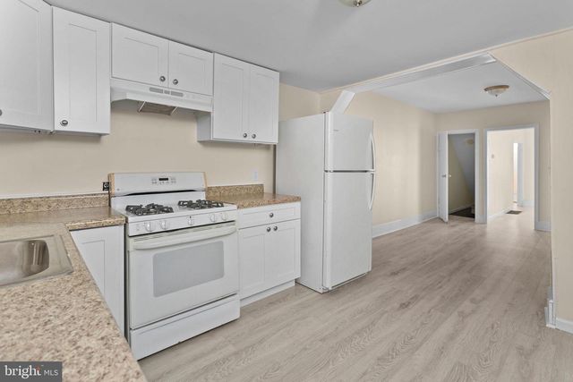 28 POPLAR ST, Trenton, NJ 08638