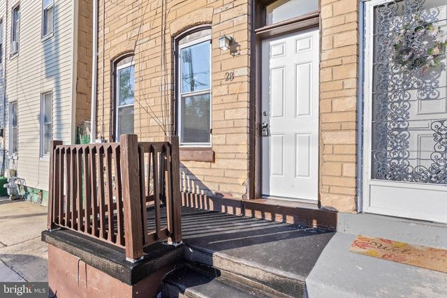 28 POPLAR ST, Trenton, NJ 08638