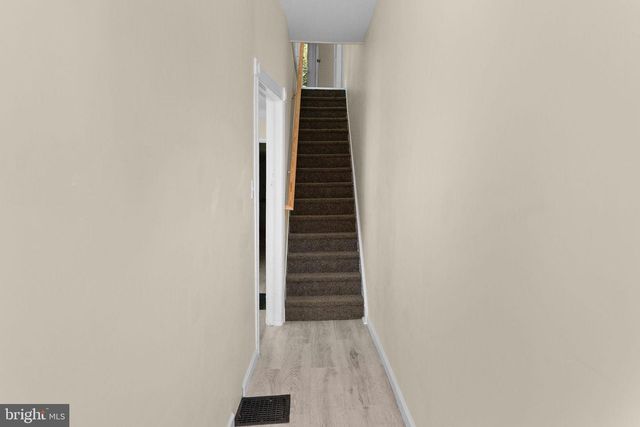 28 POPLAR ST, Trenton, NJ 08638