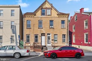 28 POPLAR ST, Trenton, NJ 08638