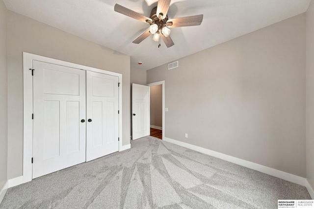 9520 Delano Drive, Lincoln, NE 68516