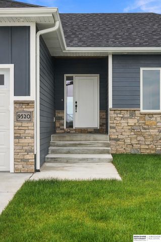 9520 Delano Drive, Lincoln, NE 68516