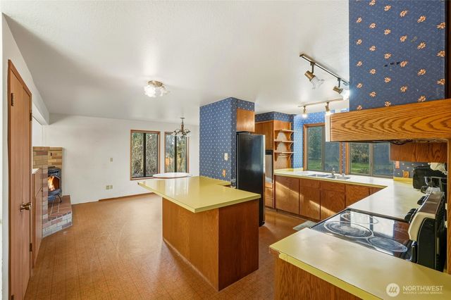 7172 Butler Hill Road, Burlington, WA 98233