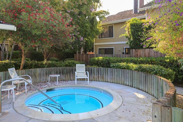 2477 Rebecca Lynn Way, Santa Clara, CA 95050