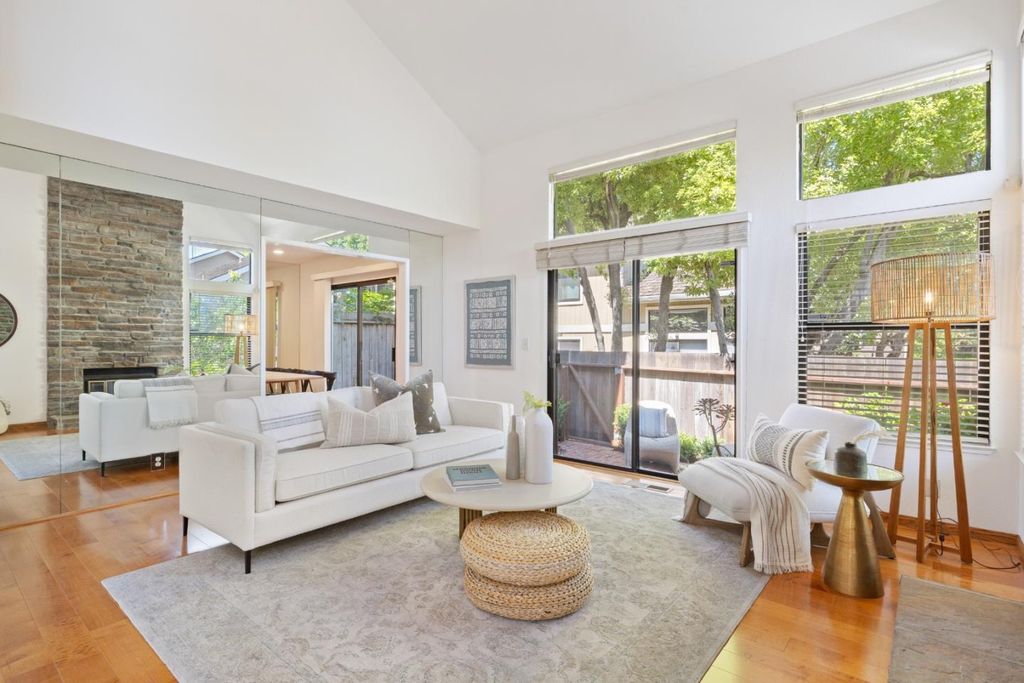 2477 Rebecca Lynn Way, Santa Clara, CA 95050