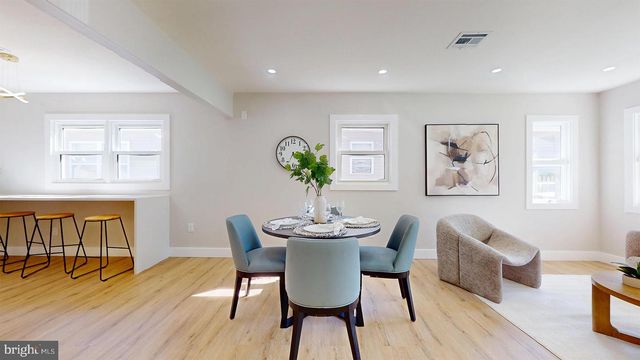 214 SCHOOL LN, Rio Grande, NJ 08242