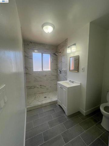 5152 Hilltop Dr, El Sobrante, CA 94803