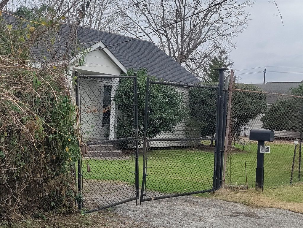 2824 Black Street, Houston, TX 77023