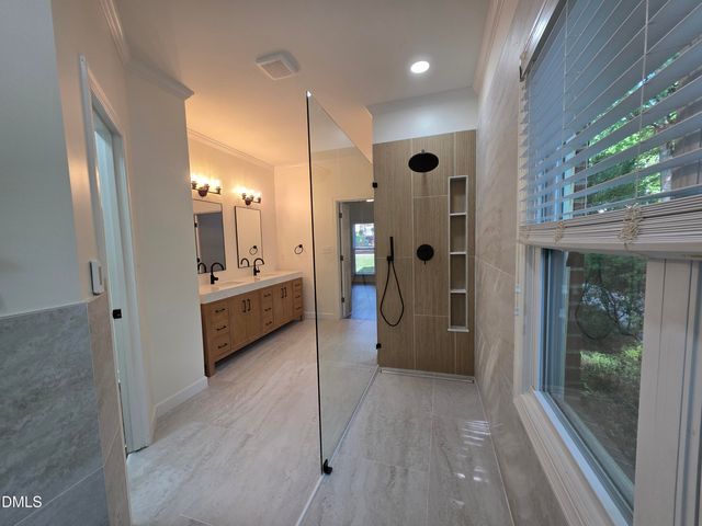 205 Coventry Lane, Cary, NC 27511