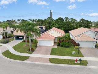 808 SW MUNJACK Circle, Port St. Lucie, Port St Lucie, FL 34986