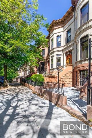 1137 Park Place, New York City, NY 11213