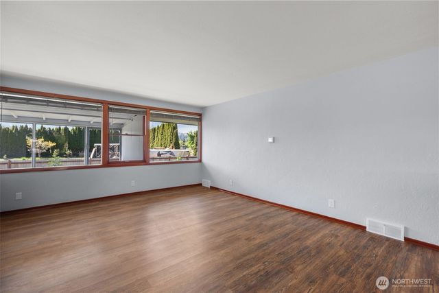 15108 74th Street E, Sumner, WA 98390