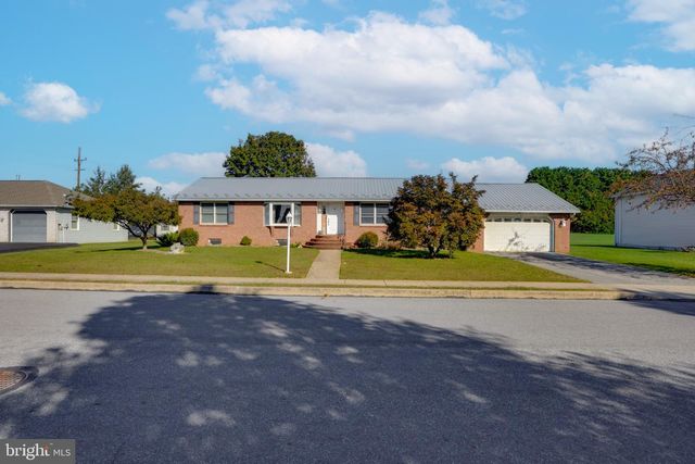 375 CAROLLE ST, Greencastle, PA 17225