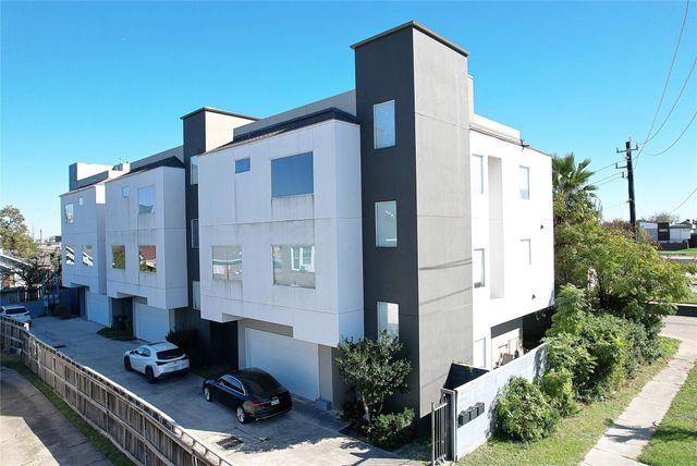 2023 Rosedale Street, Houston, TX 77004