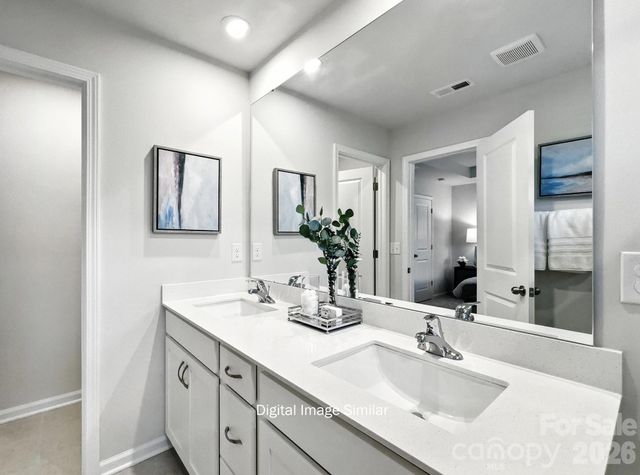 6022 Mallow Crossing Lane, Charlotte, NC 28213