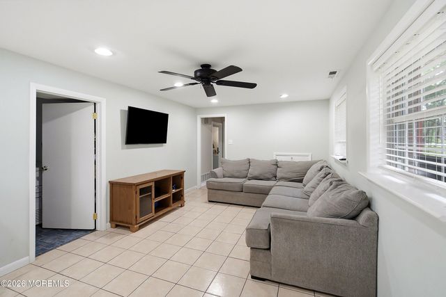 5017 Church Road, Mount Laurel, NJ 08054