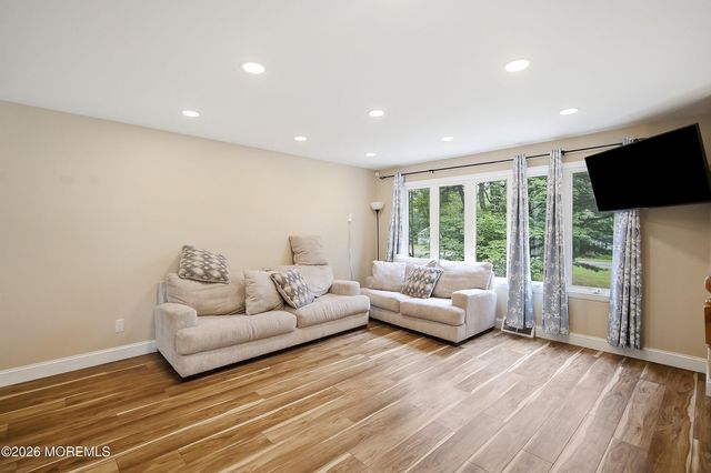 5017 Church Road, Mount Laurel, NJ 08054