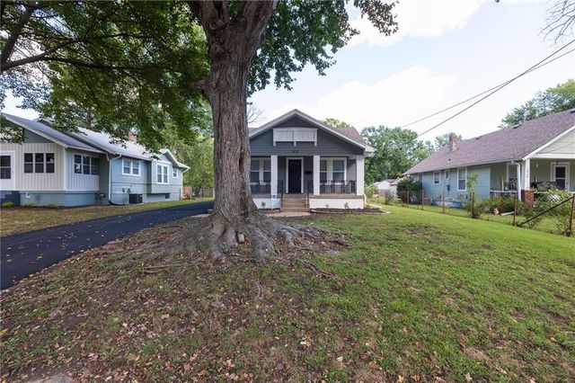 1433 S Ralston Avenue, Independence, MO 64052