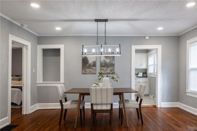 1433 S Ralston Avenue, Independence, MO 64052