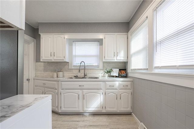 1433 S Ralston Avenue, Independence, MO 64052