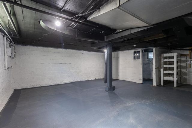 1433 S Ralston Avenue, Independence, MO 64052